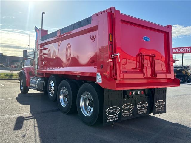 2025 Kenworth W990 Dump