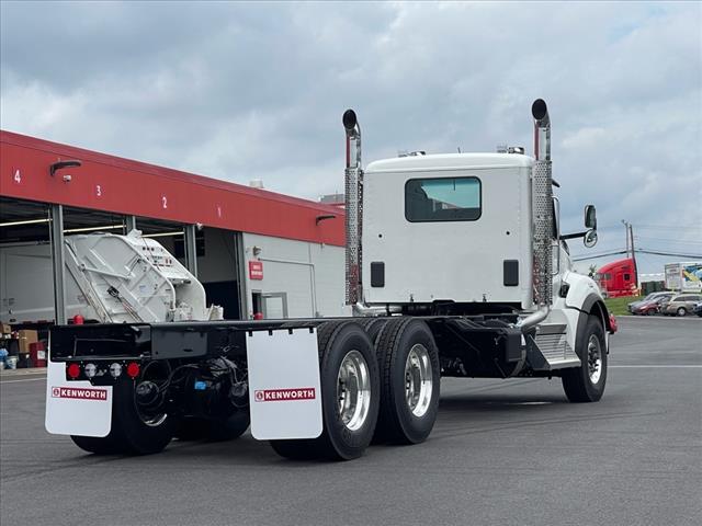 2025 Kenworth T880 Single Cab