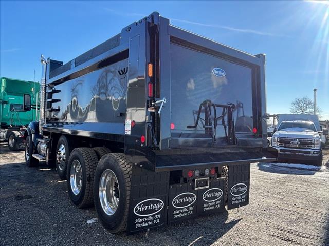 2025 Kenworth T880 Dump