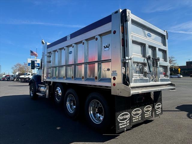 2025 Kenworth T880 Dump