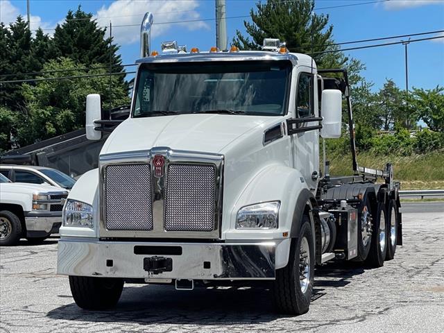 2025 Kenworth T880 Rolloff