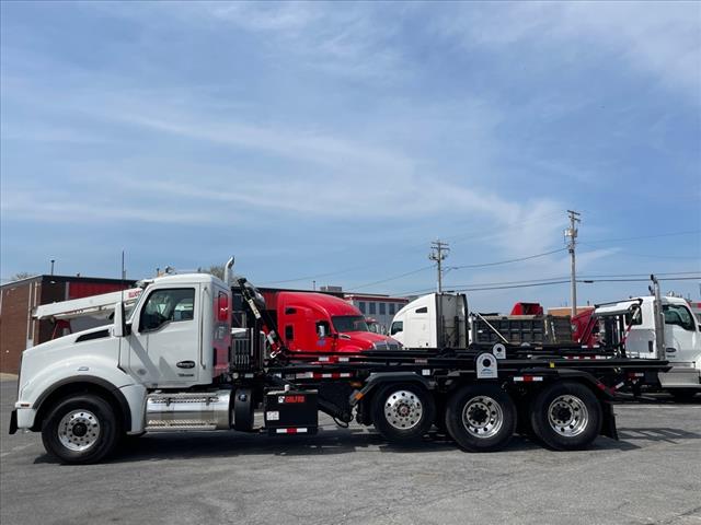 2025 Kenworth T880 Rolloff