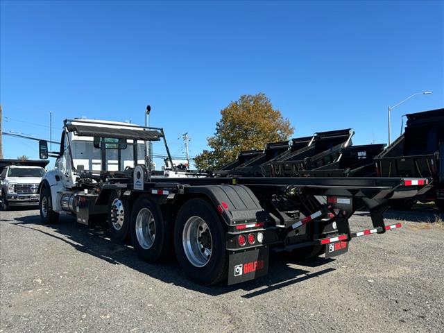 2025 Kenworth T880 Rolloff