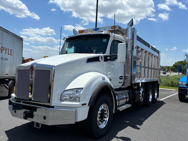 2025 Kenworth T880 Dump