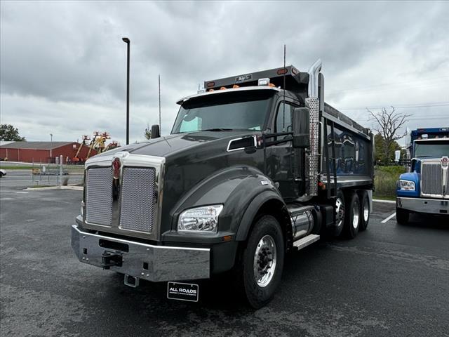 2025 Kenworth T-880 Dump