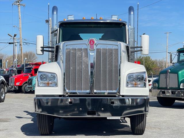 2025 Kenworth W990 Tractor