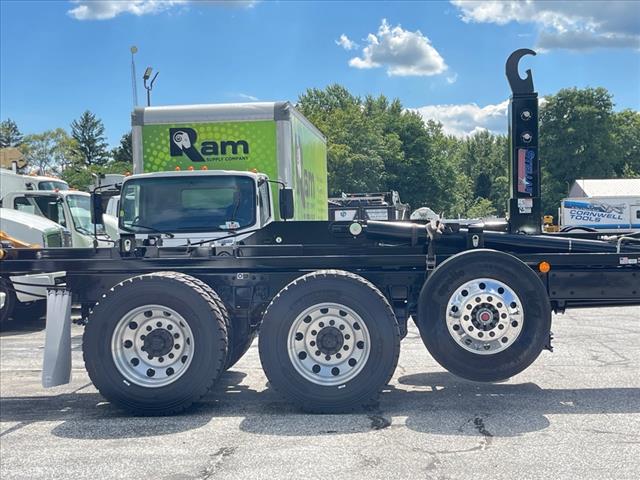 2025 Kenworth T880 Hook