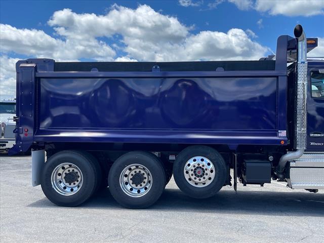 2025 Kenworth T880 Dump