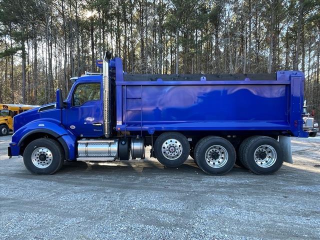2025 Kenworth T880 Dump