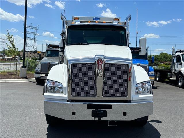 2025 Kenworth T880 Dump