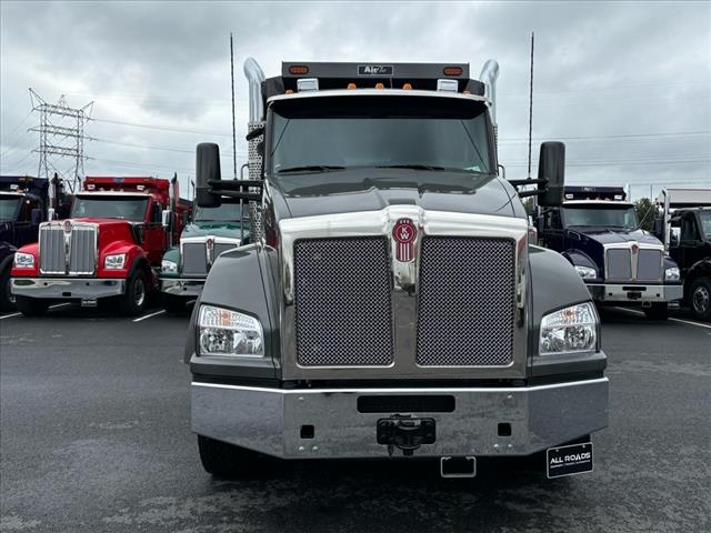 2025 Kenworth T-880 Dump