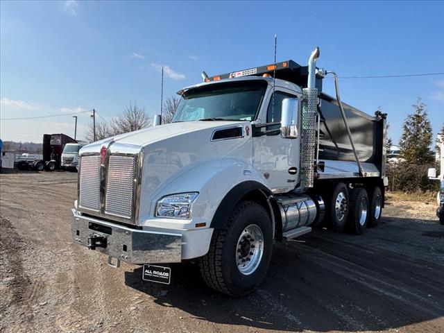 2025 Kenworth T880 Dump