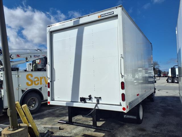 2025 Isuzu NPr HD