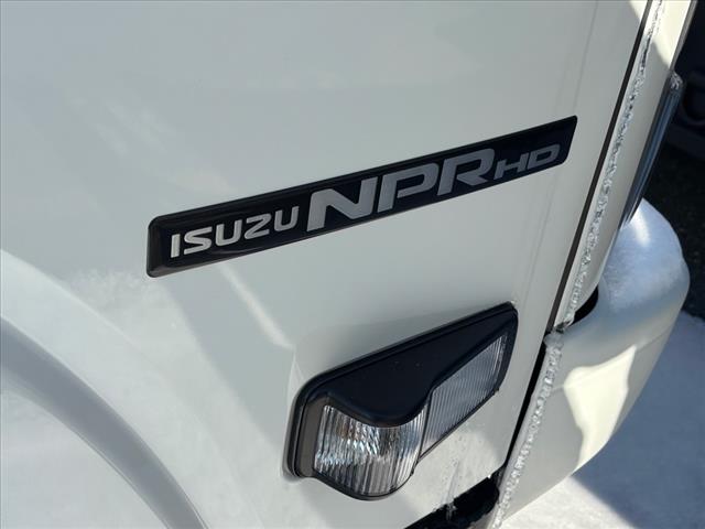 2024 Isuzu NPRHD Dovetail