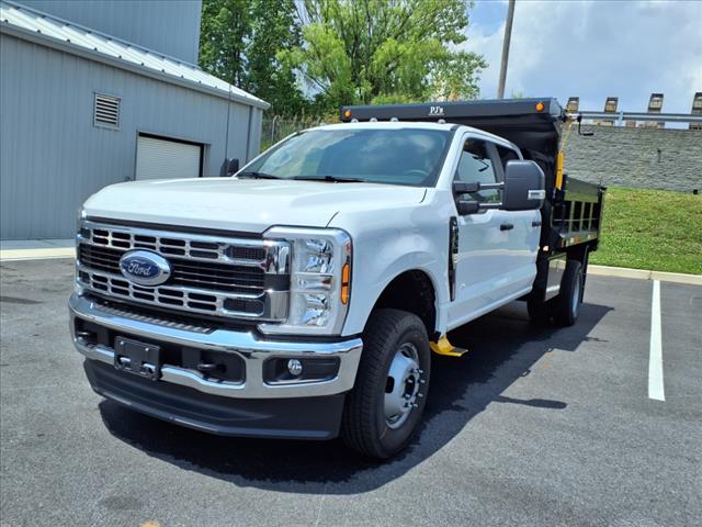 2025 Ford F-350 Super Duty XL