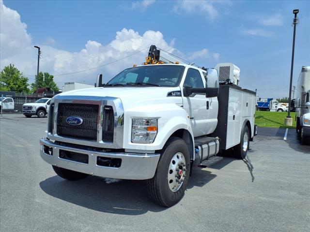 2025 Ford F750 SUPER DUTY