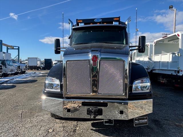 2025 Kenworth T880 Dump