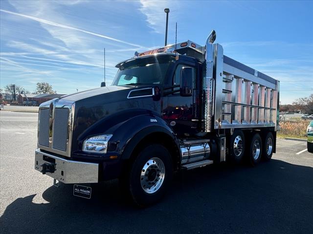 2025 Kenworth T880 Dump