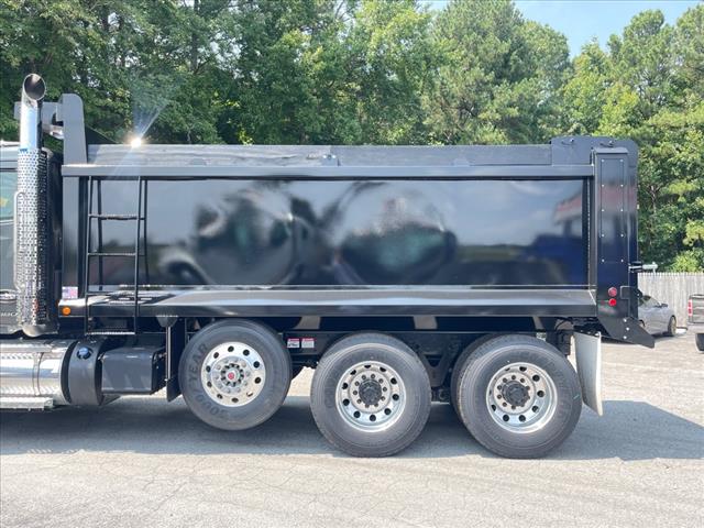 2025 Kenworth T880 Dump