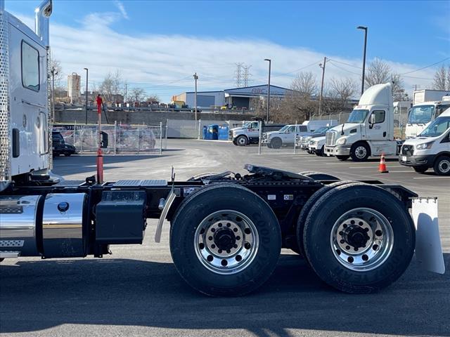2024 Kenworth W990 Day Cab