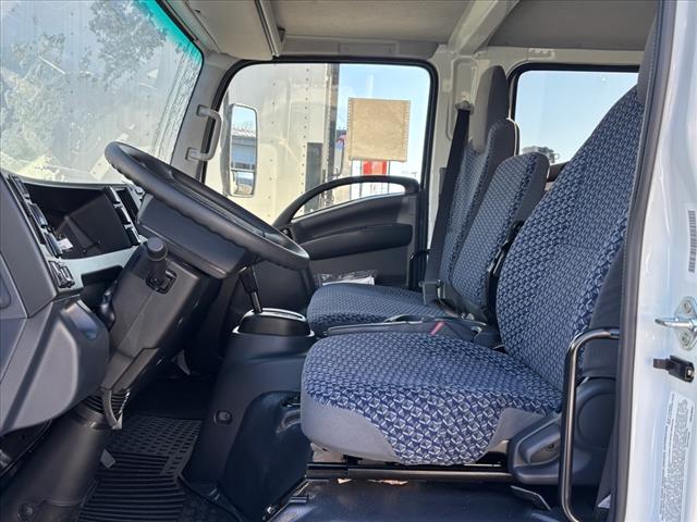 2024 Isuzu NPRHD Dovetail