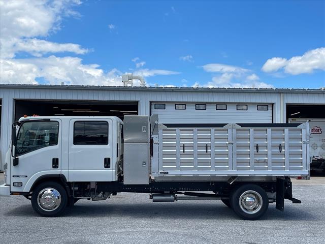 2024 Isuzu NRR Service Body