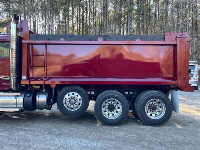 2025 Kenworth T880 Dump
