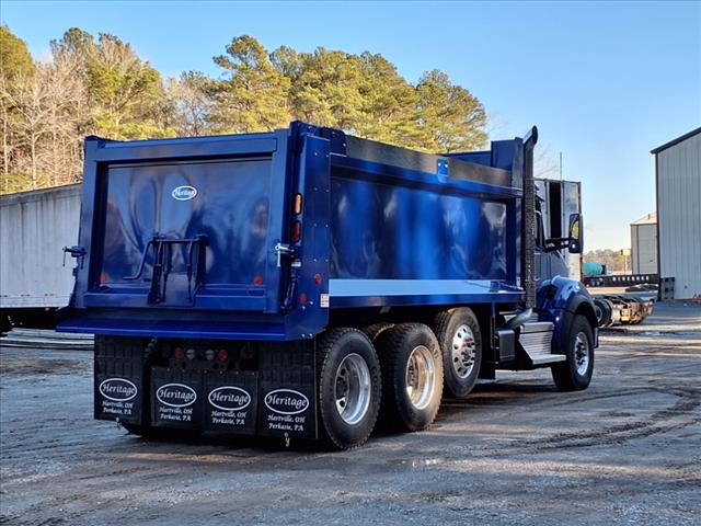 2025 Kenworth T880 Dump