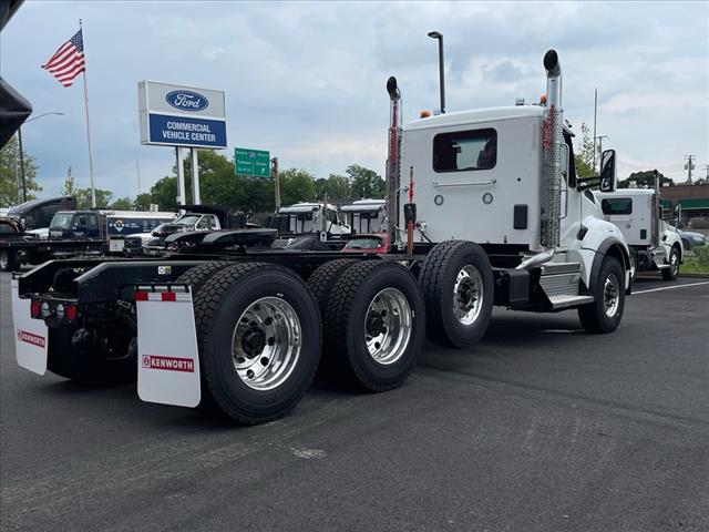 2025 Kenworth T880 Single Cab