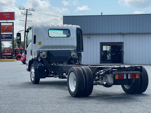 2025 Isuzu NRR Chassis Gas