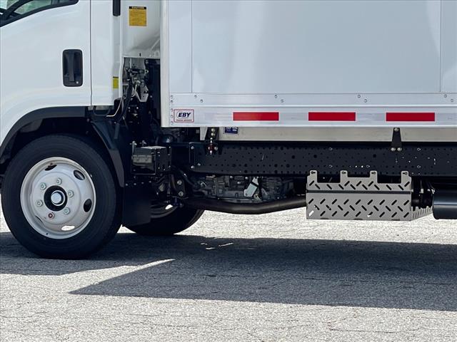 2024 Isuzu NRR GAS 20' Dry Van
