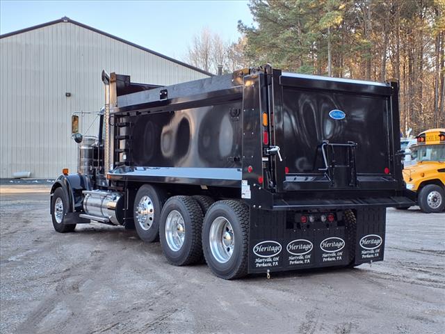 2025 Kenworth W900 Dump