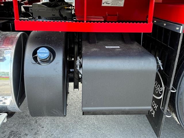 2025 Kenworth T880 Dump