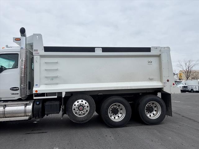 2025 Kenworth T880 Dump