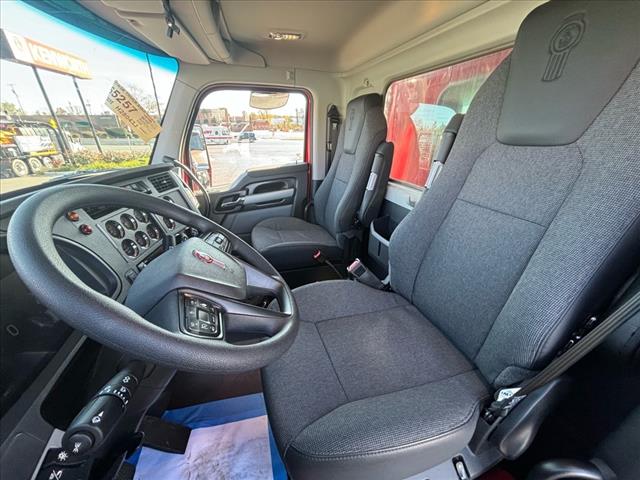 2025 Kenworth T880 Dump