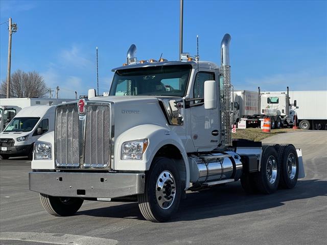 2024 Kenworth W990 Day Cab