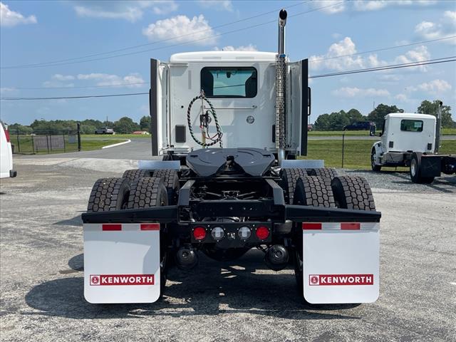 2025 Kenworth T680 Day Cab