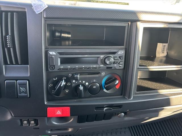 2024 Isuzu NPRHD Dovetail