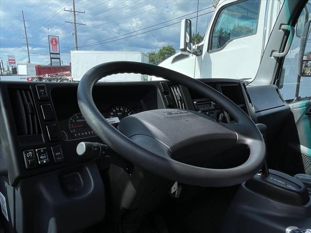 2025 Isuzu NRR Crew Cab