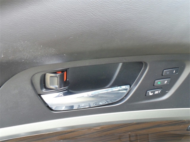 2014 Acura RLX Base w/Technology Package