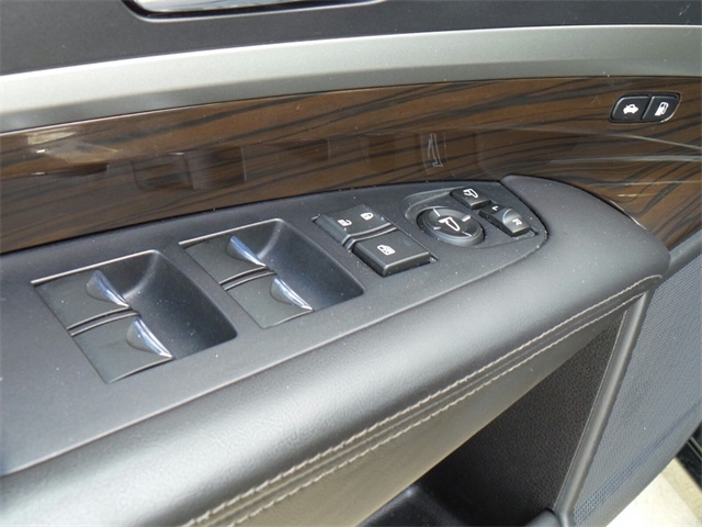 2014 Acura RLX Base w/Technology Package