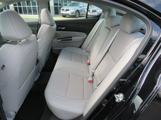 2017 Acura TLX V6 w/Tech