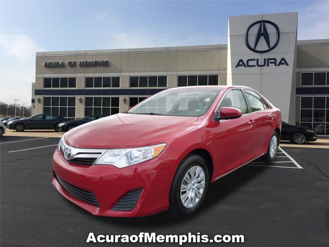 2014 Toyota Camry LE