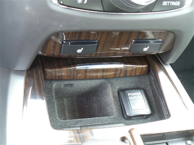 2014 Acura RLX Base w/Technology Package
