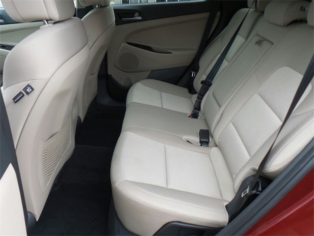 2016 Hyundai Tucson SE