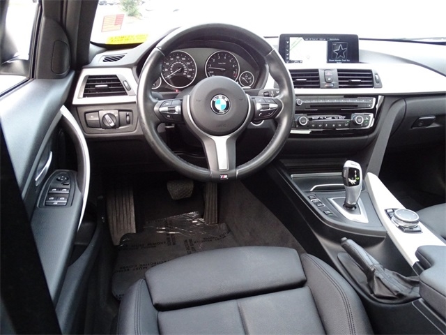 2017 BMW 3 Series 320i