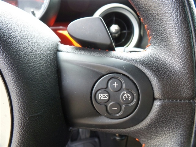 2013 MINI Hardtop John Cooper Works