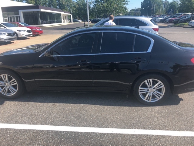 2011 INFINITI G37 Sedan Journey