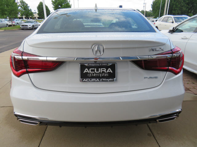 2018 Acura RLX w/Tech
