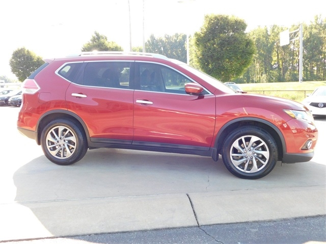 2015 Nissan Rogue SL